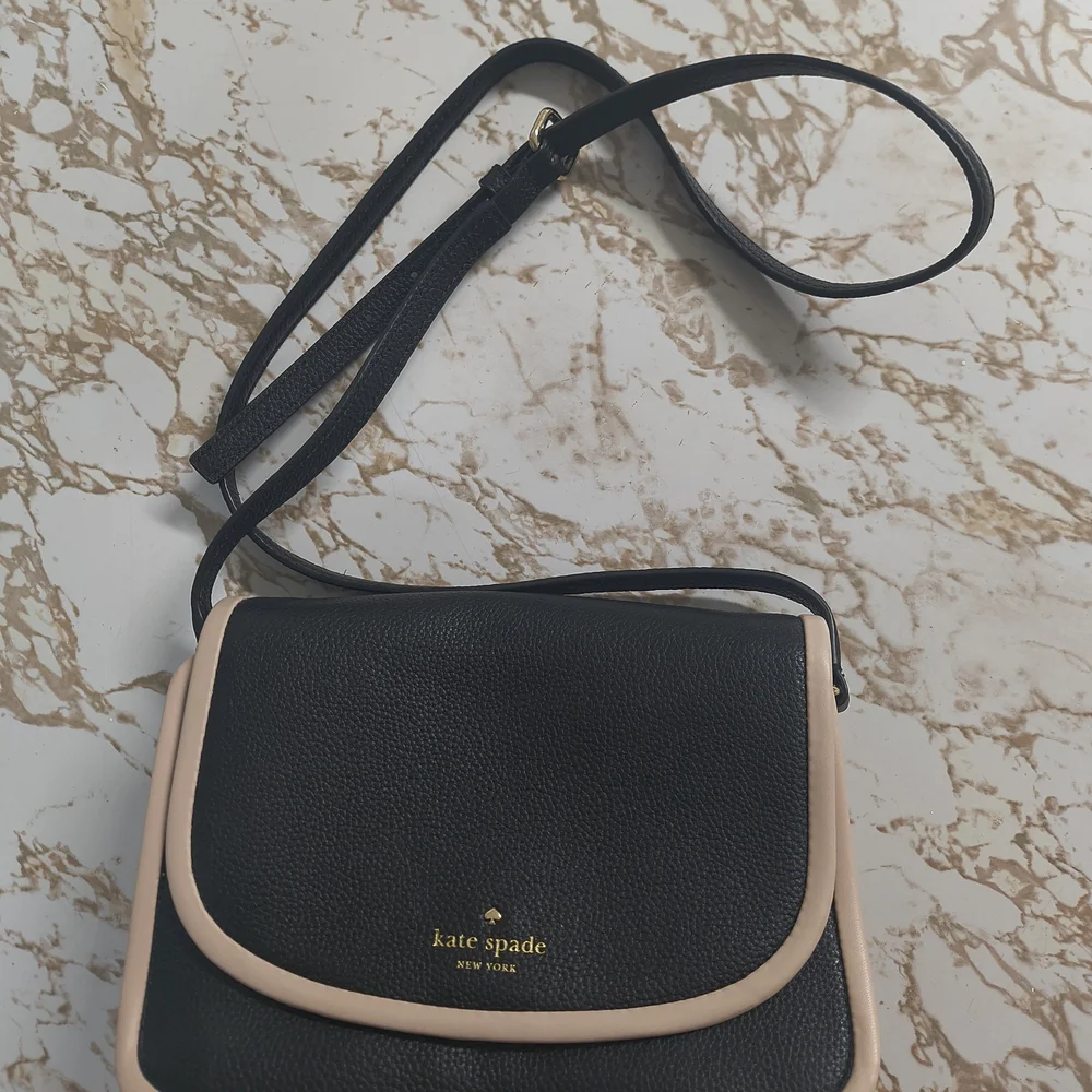 Kate Spade Black and Cream Crossbody Bag - Picture 2 of 6